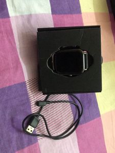 Noise Thrive Smart Watch