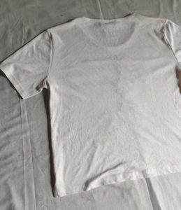 White Tshirt