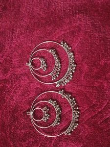 Earings
