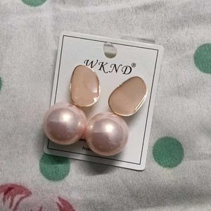 PERAL DROP EARRINGS