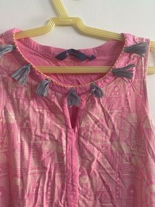 Pink Sleeveless Kurta