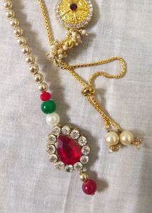 Mangtika And Bracelet
