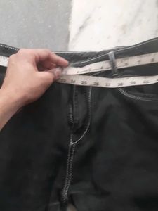 Black Jeans with White Stitching And one t-shirt o