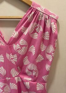 Beautiful Pink V-Neck Dress