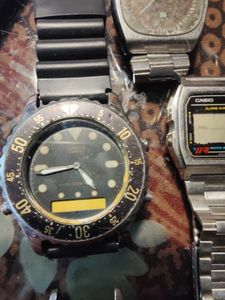 Vintage Casio Dive Watch ( Non Working )
