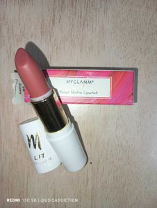 MyGlamm LIT Moist Matte Lipstick