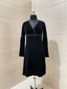 Max Studio Black Velvet Trumpet Sleeve Dress
