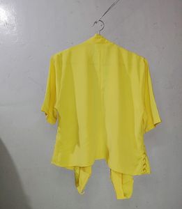 PRICE DROP 🔴Women&#39;s Yellow Top/Blouse