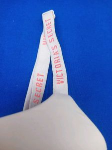 Victoria&#39;s Secret Bra
