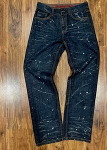 Evisu Jeans Distressed Design