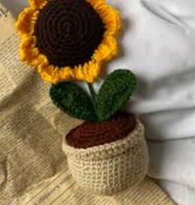 Crochet Sunflower Pot