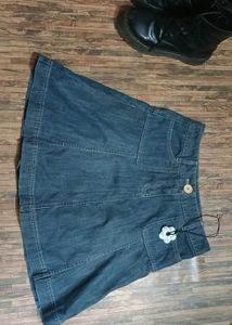 Y2K Denim Skirt 💅🏼