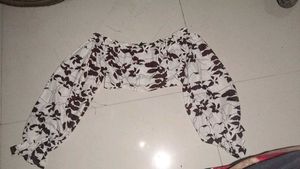 Floral Crop Top with Long Sleeves