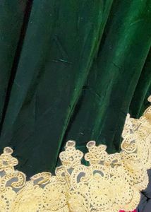 Elegant  Gown🤩