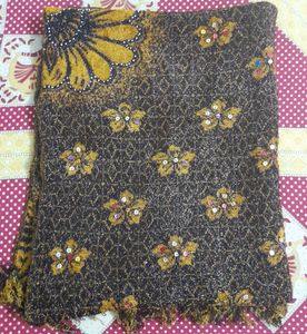 Fancy Warm Shawl With Beads Work