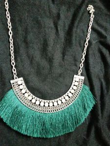 Green Thread Necklace