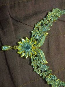 Sparkling Rhinestone Statement Necklace