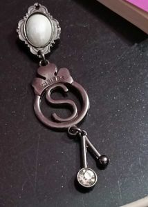 Brooches Pin