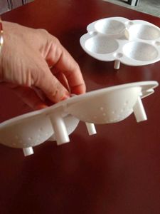 2 Microwavable Idli Makers