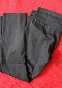 Endicott Checked Black Pant🫧🖤🛍️