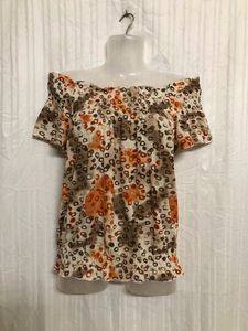 Expo’se Cream Stylish Top