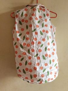New T-shirt With Treading Cherry Print