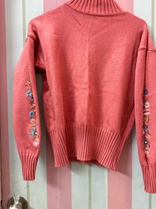 Pink Embroidered sweater 🎀