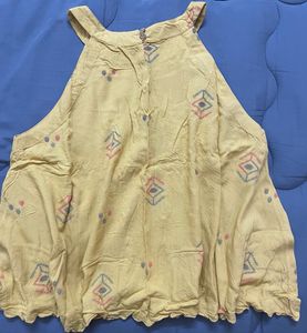 Max Mustard Sleeveless Top With Styled Back