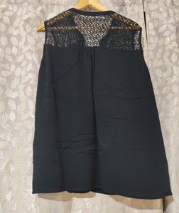 Black Plus Size Crepe Cotton Sleeveless Top