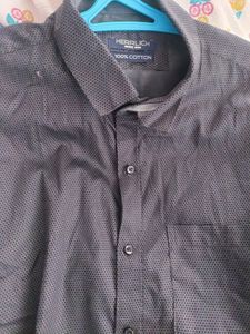Black Shirt With Small Prints