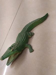 Small Toy Crocodile 🐊