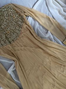 🌸 Elegant Ethnic Gown 🌸