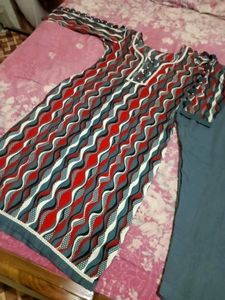 Women Kurti Trouser With Stylish Sleeve Design
