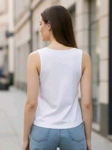 Shein Sleeveless Graphic Front Print Curved  Top