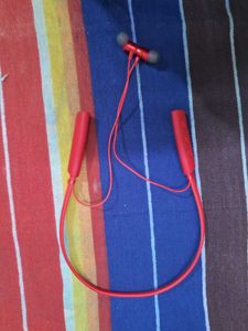 We Rock Neckband New