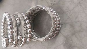 Bangles ( Pack Of 7 )