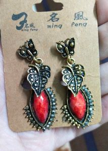 Unique Beautiful Earings For College Use