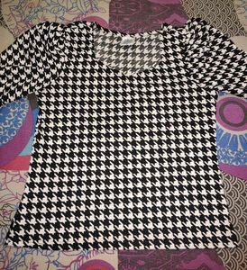 Printed Black And White Top