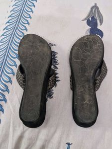 Metro Woven Thong Sandals 37 indian size
