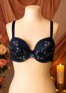 🇳🇿💫💗 Neavy Blue Colour Imported Bra