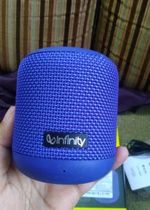JBL Infinity Fuze 100 Speaker In Blue Color