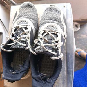Used Shoes Size