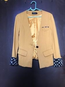 Stretchy Blazer Bust 34