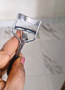 Eyelash Curler