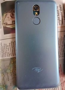 4 Mobiles