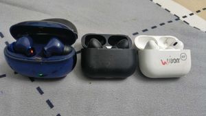 Ubon Buds And Airpods Pro..
