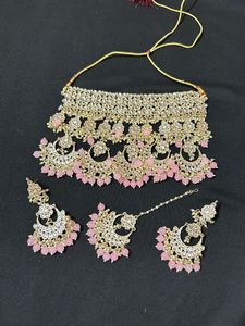 Pink Kundan Jewelry Set
