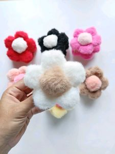 Fluffy Flower Hair Clips