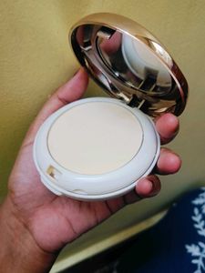 Glam21 Oil Control Pressed Powder