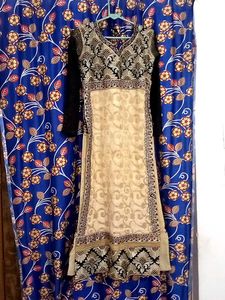 Elegant Embroidered Kurta Set
